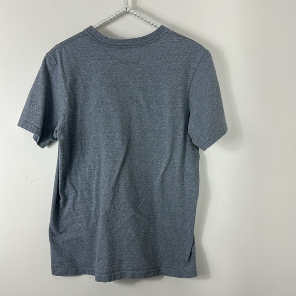 Patagonia Gray Short Sleeve T-Shirt with Leaf Print Small - Picture 4 of 4